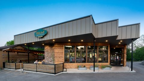 Stopping At This Small Town Sandwich Shop Is A Tennessee Tradition