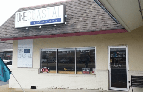 The Beach-Themed Restaurant In Delaware Where It Feels Like Summer All Year Long