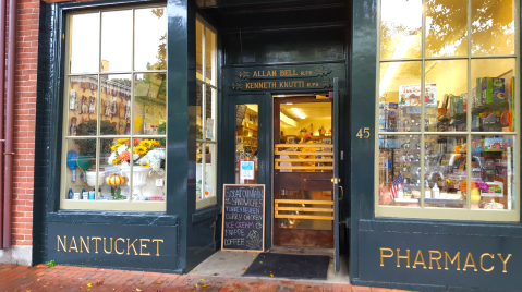 There’s Nothing More Charming Than This Old Fashioned Soda Fountain In Massachusetts