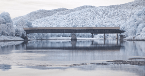 The Enchanting County In Vermont That's Home To 17 Covered Bridges