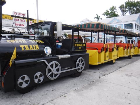 You'll Want To Take This Awesome Seaside Train Tour In Florida At Least Once