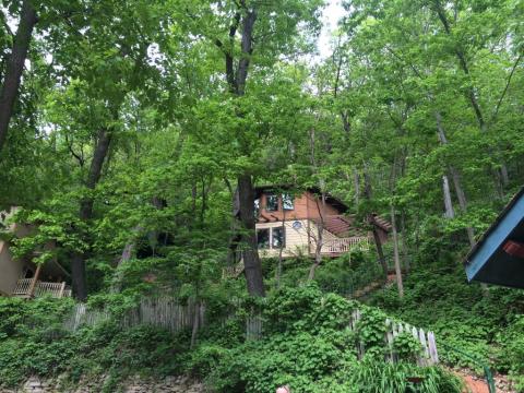 The Views At These Cliff-Top Cabins In Wisconsin Are Simply Unforgettable