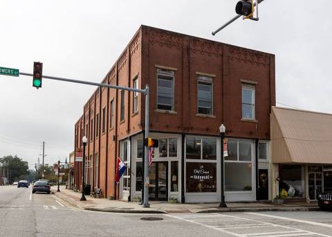 The Old 1930s Hardware Store In Georgia Is Still As Coveted As Ever