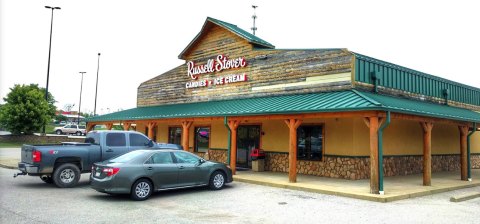 The Gigantic Candy Store In West Virginia You’ll Want To Visit Over And Over Again