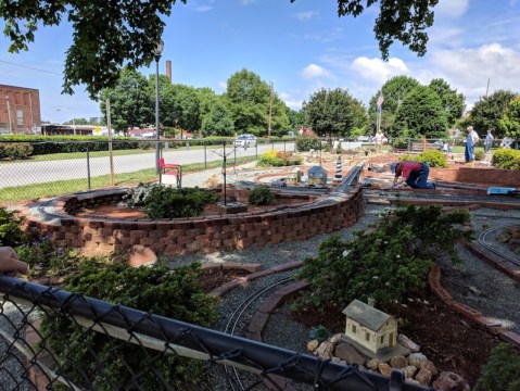 Few People Know About This Incredible Garden Railroad Right Here In North Carolina