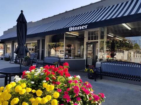 The Classic Cafeteria In Georgia That Serves The Best Homestyle Meals