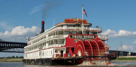 This Restaurant In Northern California Used To Be A Riverboat And You'll Want To Visit