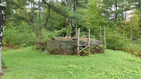 People Drive For Miles To See This Fairy Tale Roadside Wonder In Vermont