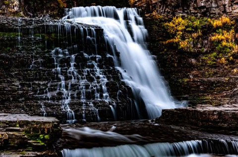 This Easy Fall Hike In Montana Is Under 2 Miles And You'll Love Every Step You Take