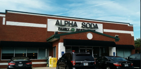 The Old Fashioned Meat & Three Spot In Georgia Is A Retro Restaurant Worth Visiting