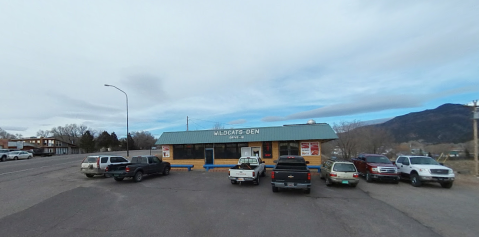 The Burger Joint In This Itty Bitty New Mexico Town That Is So Worth Finding