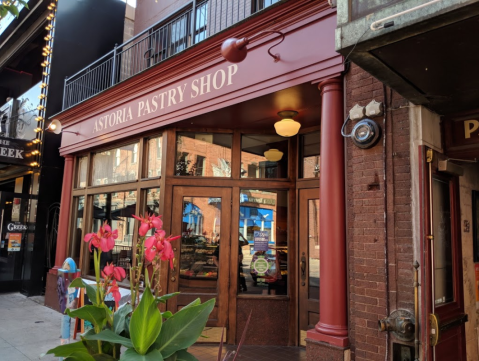 This Might Just Be The Most Beloved Bakery In All Of Michigan