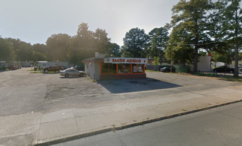 Don't Let The Outside Fool You, This Teeny Tiny Taco Shack In Virginia Is Absolutely Incredible