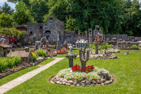 The Little Rock City Near Cincinnati That's Made With Over 250,000 Stones