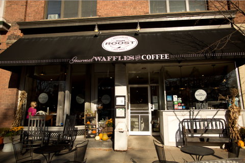 People Drive From All Over For The Waffles At This Charming New York Restaurant