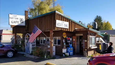 People Drive From All Over For The Biscuits And Gravy At This Charming Idaho Diner