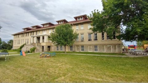 This Idaho Inn Was Once A Tuberculosis Hospital And It's Believed To Be Haunted