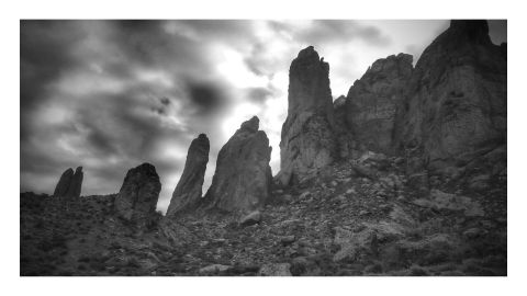 The Spooky Arizona Hike That Will Lead You Somewhere Deserted