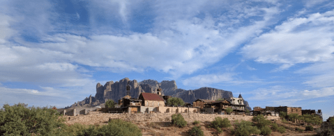 The Arizona Ghost Town That's Perfect For An Autumn Day Trip