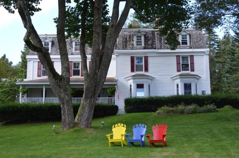 A Stay At This Remote Cottage In Maine Will Positively Enchant You