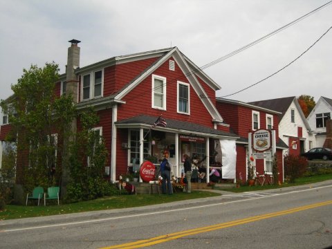 The Gigantic Cheese Store In New Hampshire You'll Want To Visit Over And Over Again