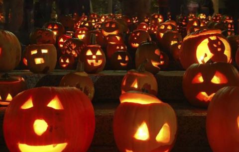 Your Kids Will Love The Magical Walk Through This Halloween Village In Vermont