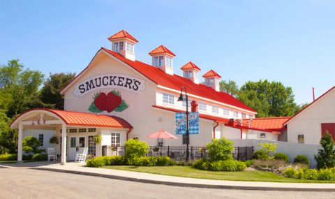 The Gigantic Fruit Spread Store In Ohio You'll Want To Visit Over And Over Again