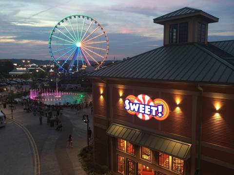 The Gigantic Candy Store In Tennessee You’ll Want To Visit Over And Over Again