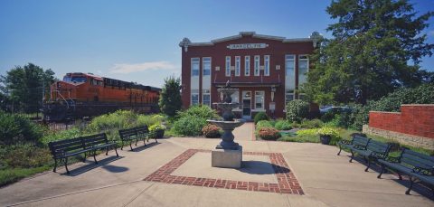 This Tiny Town In The Midwest Was The Inspiration For America's Most Beloved Theme Parks