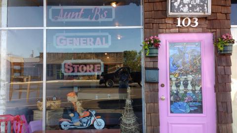 The Old Fashioned General Store In This Small Georgia Town Offers Up A Vintage Trip Back In Time