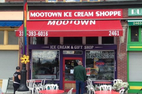 The Ice Cream Parlor In Detroit That's So Worth Waiting In Line For