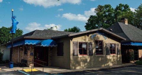 This Might Just Be The Most Beautiful Restaurant In All Of Louisiana