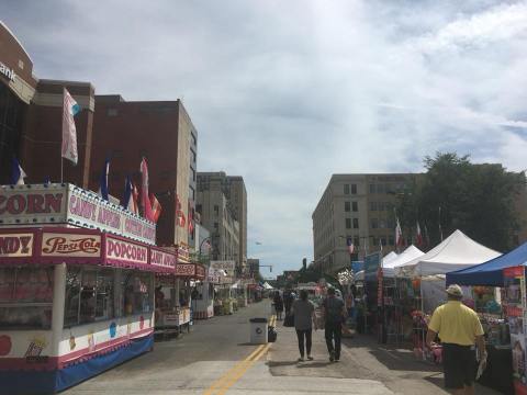 The One Place In Ohio That Will Transform Into A Gilmore Girls Wonderland