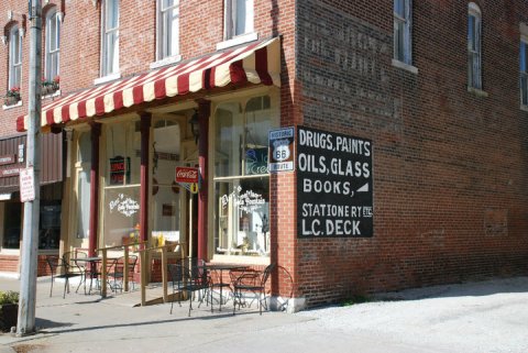 The Oldest Lunch Counter In Illinois Will Take You On A Trip Down Memory Lane