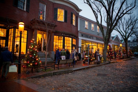 This Is The Most Perfectly Magical Holiday Stroll In Massachusetts