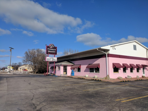 It's Thanksgiving Every Single Day At This Quirky Turkey Restaurant In Michigan