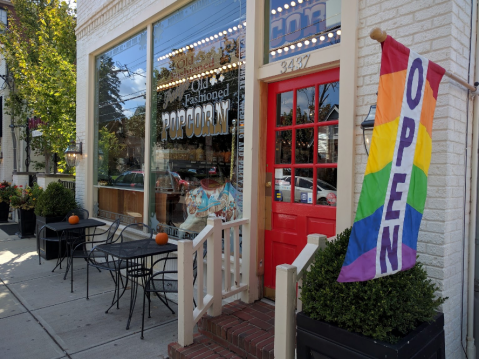 The Old Fashioned Popcorn Shop In Cincinnati That's Bursting With Charm