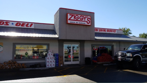 The Unsuspecting Idaho Truck Stop Where You Can Pull Over And Have An Amazing Meal