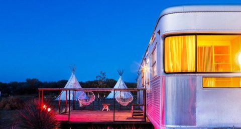 You Won't Soon Forget A Night In This Delightful Trailer Hotel In The South