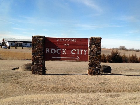 This One Of A Kind Geological Wonder In Kansas Is The Largest In The U.S.