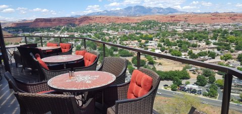 The Incredible Cliffside Restaurant In Utah That Will Make Your Stomach Drop