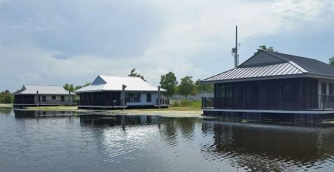 These Floating Bayou Cabins Near New Orleans Make For The Perfect Winter Getaway