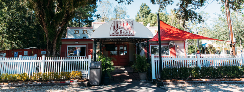 This Beautiful Hike In Louisiana Has A Mouthwatering Restaurant Right Along The Trail