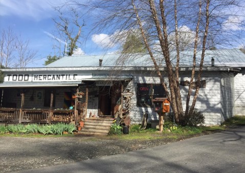 The Cinnamon Rolls From This North Carolina General Store Will Spoil You For Life