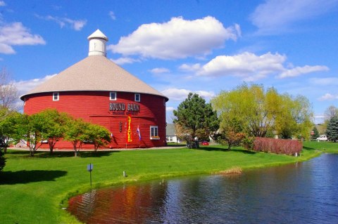 This Massive Gift Shop In Minnesota Is Like No Other In The World