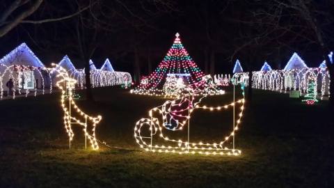 This Christmas Market In Maryland Is Like Walking In A Winter Wonderland