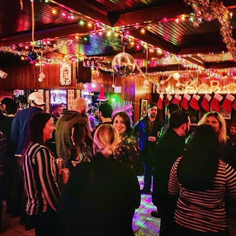 Get Into The Spirit Of The Season At This Christmas-Themed Bar In Connecticut