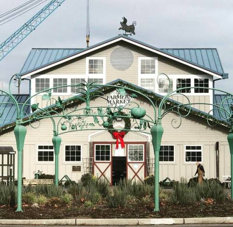 A Trip To This Gigantic Indoor Farmers Market in Washington Will Make Your Weekend Complete