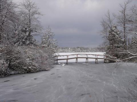 This Tiny Pennsylvania Village Is The Grandest Winter Wonderland You’ll Ever Visit