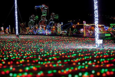 This Holiday Light Road Trip In Louisiana Is Perfect For The Entire Family